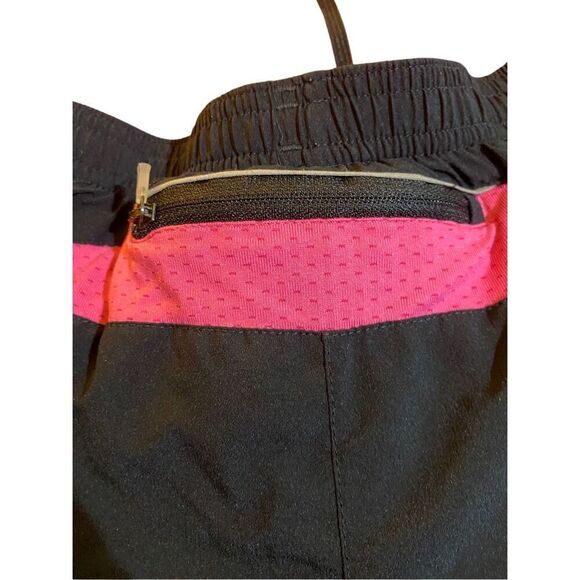 Adidas Woman’s Black and Pink Athletic Running Training Shorts Size Med - Picture 4 of 5